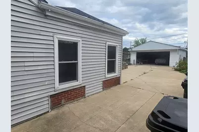 2135 Elm Avenue, Hanover Park, IL 60133 - Photo 23