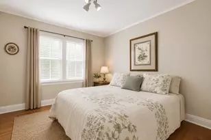 2500 W Farwell Ave, Chicago, IL 60645 - Photo 15