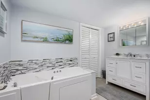 2500 W Farwell Ave, Chicago, IL 60645 - Photo 33