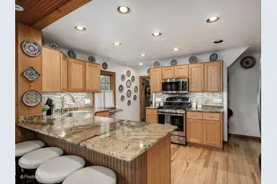 2500 W Farwell Avenue, Chicago, IL 60645 - Photo 21