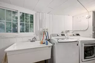 2500 W Farwell Ave, Chicago, IL 60645 - Photo 37