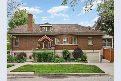 2500 W Farwell Avenue, Chicago, IL 60645 - Photo 1