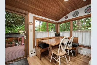 2500 W Farwell Avenue, Chicago, IL 60645 - Photo 23