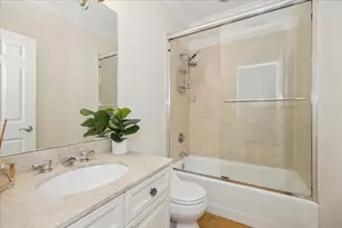 1951 W Melrose St, Chicago, IL 60657 - Photo 11