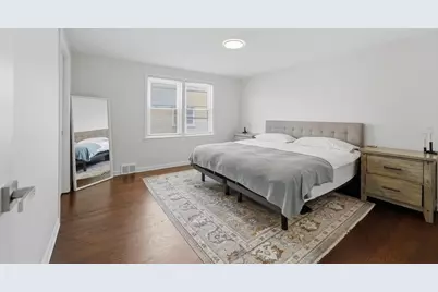 221 S Maple Avenue #C, Oak Park, IL 60302 - Photo 15