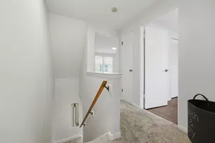 221 S Maple Ave, Oak Park, IL 60302 - Photo 11