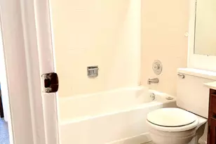 601 Hanover Ct, Schaumburg, IL 60194 - Photo 11