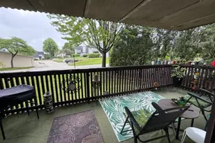 650 Whitney Ct, Gurnee, IL 60031 - Photo 7
