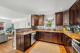 2016 N 75th Ave, Elmwood Park, IL 60707 - Photo 9