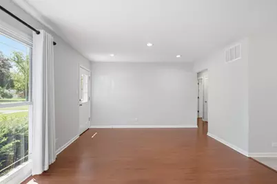 714 N 2nd Avenue, Villa Park, IL 60181 - Photo 5