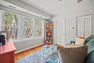 4427 N Lawndale Ave, Chicago, IL 60625 - Photo 3