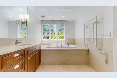 570 Hathaway Circle, Lake Forest, IL 60045 - Photo 19