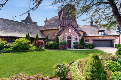 570 Hathaway Circle, Lake Forest, IL 60045 - Photo 1