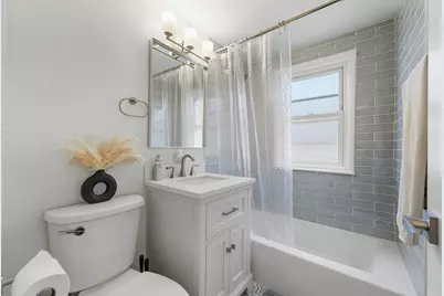 221 S Maple Avenue #C, Oak Park, IL 60302 - Photo 17