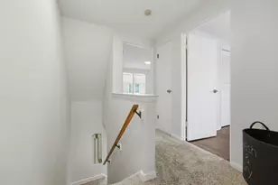 221 S Maple Ave, Oak Park, IL 60302 - Photo 11