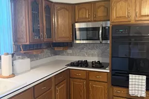 4047 Denley Ave, Schiller Park, IL 60176 - Photo 7