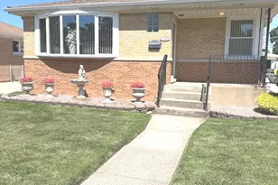 4047 Denley Ave, Schiller Park, IL 60176 - Photo 1