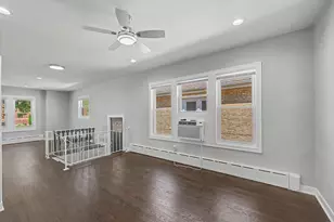 4945 W Addison St, Chicago, IL 60641 - Photo 17