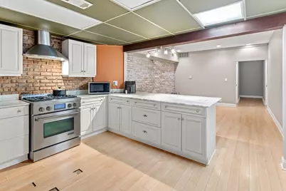 735 W 35th Street, Chicago, IL 60616 - Photo 5