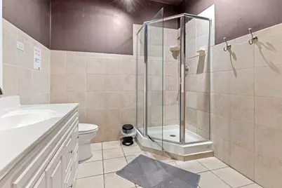 735 W 35th Street, Chicago, IL 60616 - Photo 11