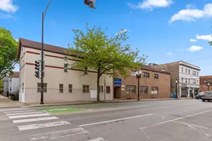 735 W 35th St, Chicago, IL 60616 - Photo 1
