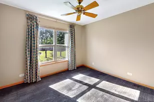 3510 High Hill Cir, Carpentersville, IL 60110 - Photo 17