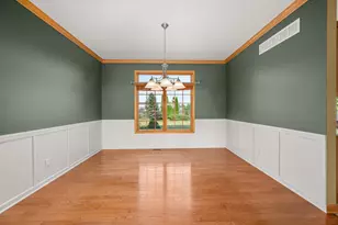 101 Hickory Ln, Kirkland, IL 60146 - Photo 15