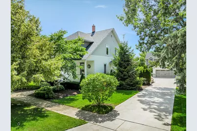 220 Hickory Street, Frankfort, IL 60423 - Photo 1