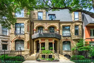 540 W Belden Ave, Chicago, IL 60614 - Photo 1