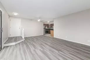 2 Echo Ct, Vernon Hills, IL 60061 - Photo 5