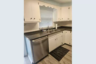 221 N Dorchester Avenue, Wheaton, IL 60187 - Photo 7