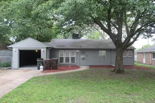 336 Marquette St, Park Forest, IL 60466 - Photo 1