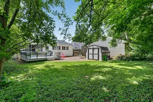 1204 W Violet St, Freeport, IL 61032 - Photo 29