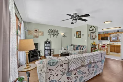 1204 W Violet Street, Freeport, IL 61032 - Photo 11