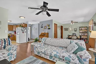 1204 W Violet Street, Freeport, IL 61032 - Photo 7
