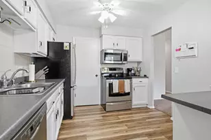 5 Crystal Ct, Pontiac, IL 61764 - Photo 5