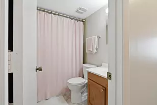 5 Crystal Ct, Pontiac, IL 61764 - Photo 7