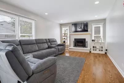 25W055 Canary Court, Naperville, IL 60540 - Photo 11