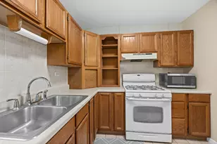105 Rocklyn Ct, Bolingbrook, IL 60440 - Photo 11