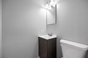 105 Rocklyn Ct, Bolingbrook, IL 60440 - Photo 13