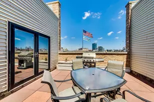 1050 W Hubbard St, Chicago, IL 60642 - Photo 11