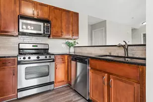 1972 Parkside Dr, Shorewood, IL 60404 - Photo 13