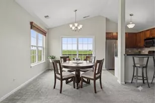 1972 Parkside Dr, Shorewood, IL 60404 - Photo 9