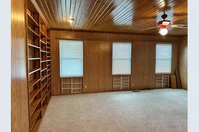 5827 Garden Plain Road, Fulton, IL 61252 - Photo 17