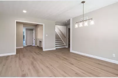 2802 15th Street, Winthrop Harbor, IL 60096 - Photo 3