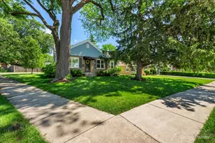72 W Irving Park Rd, Roselle, IL 60172 - Photo 27