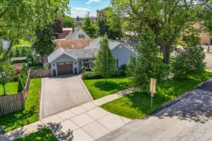 72 W Irving Park Rd, Roselle, IL 60172 - Photo 31