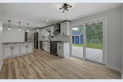 1927 Warwick Lane, Schaumburg, IL 60193 - Photo 13
