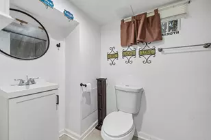 3021 Enterprise Park Ave, South Chicago Heights, IL 60411 - Photo 15