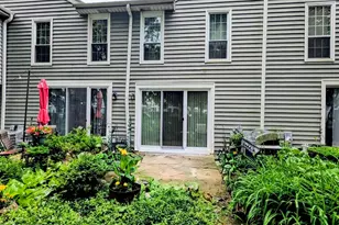 1339 Cranbrook Ct, Schaumburg, IL 60193 - Photo 23